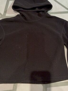3/15$ old navy Black Hooded Pullover Sweatshirt